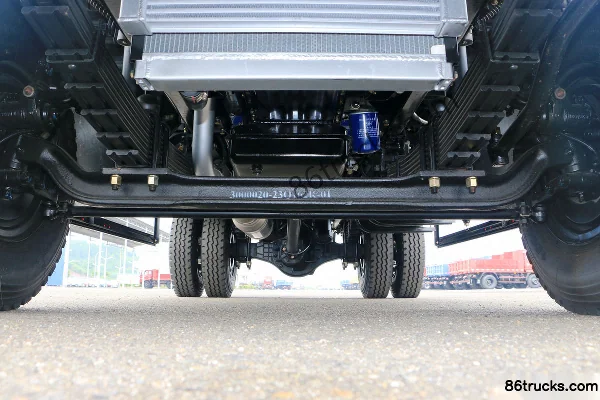 Sichuan Hyundai Ruiyue 115hp 4X2(6 wheels) 4.1m dump truck Chassis (1) | 86Trucks