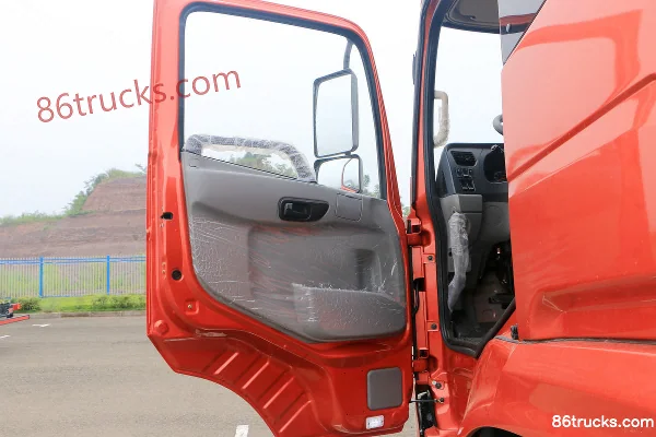 NanJun Ruiyu 180 hp 6X2(8 wheels) 4.7m Dump Truck Cab (1) | 86Trucks