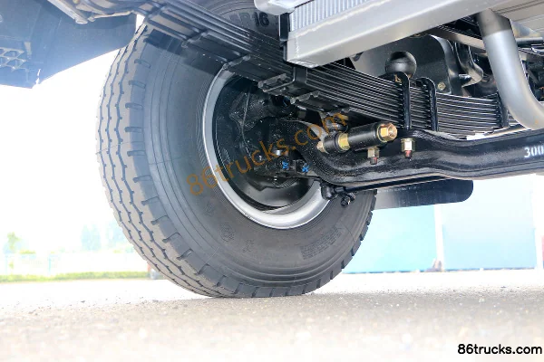 Hyundai Commercial Vehicle Ruichi 2 156 hp 4X2(6 wheels) 3.81m Crew Cab Van Light Truck Chassis (2) | 86Trucks