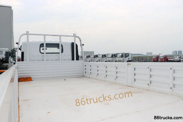 Hyundai Commercial Vehicle Zhidao 500M version lourde 156 ch 4X2(6 roues) 4,165 m camion plateau simple cabine (Yunnei) (CNJ1041QDA... Carro