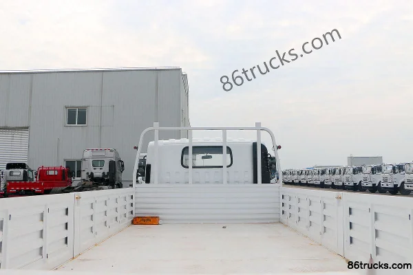 Hyundai Commercial Vehicle Zhidao 500M version lourde 156 ch 4X2(6 roues) 4,165 m camion plateau simple cabine (Yunnei) (CNJ1041QDA... Carro