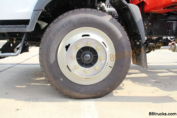 Sinotruk Haoman H3 129 hp 4X2(6 wheels) Truck-Mounted Crane (Wide Body) Chassis (1) | 86Trucks