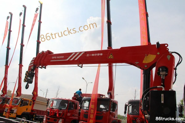 Sinotruk Haoman H3 129 hp 4X2(6 wheels) Truck-Mounted Crane (Wide Body) (3) | 86Trucks