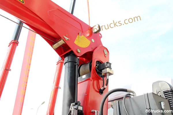 Sinotruk Haoman H3 129 hp 4X2(6 wheels) Truck-Mounted Crane (Wide Body) (2) | 86Trucks