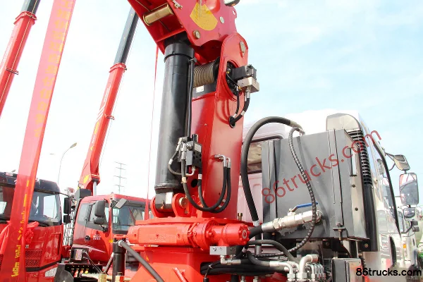 Sinotruk Haoman H3 129 hp 4X2(6 wheels) Truck-Mounted Crane (Wide Body) (1) | 86Trucks