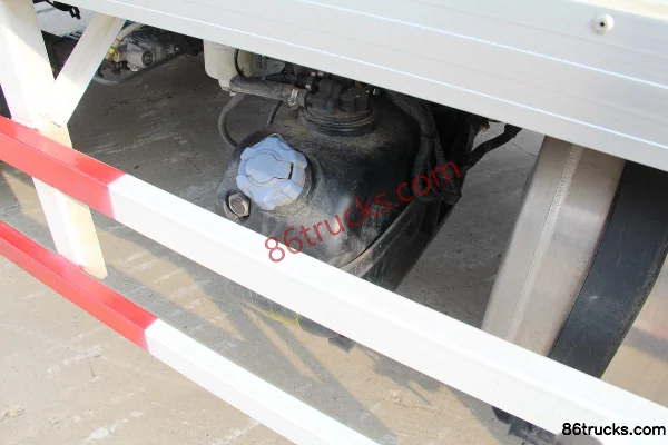 Sinotruk Haoman H3 116hp 4X2(6 wheels) 4.1m Single Row Refrigerated Truck Chassis (3) | 86Trucks