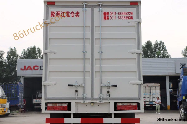 JAC Kangling 29 68 hp 4X2(6 wheels) 3.7m Single Row Van Light Truck Body (2) | 86Trucks