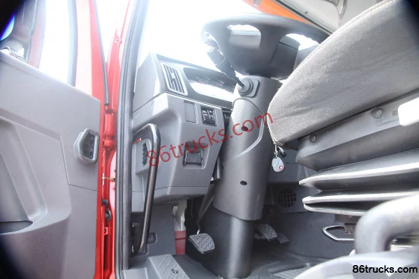 FAW Jiefang Qingdao HanV Heavy Truck 2.0 410 hp 6X4(10 wheels) LNG Tractor Truck (China VI) (High Roof) (CA4250P1K15T1NE6A80) Cab (3) | 86Tr