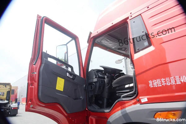 FAW Jiefang Qingdao HanV Heavy Truck 2.0 410 hp 6X4(10 wheels) LNG Tractor Truck (China VI) (High Roof) (CA4250P1K15T1NE6A80) Cab (2) | 86Tr