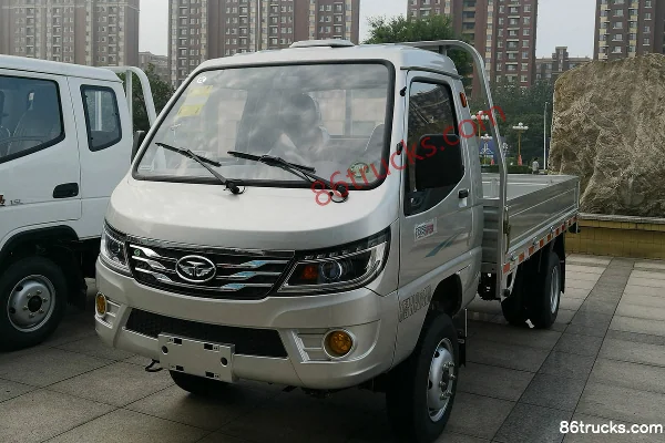 Tangjun Ouling Sailing F3 1.5L 108 hp 4X2(6 wheels) Gasoline 2.56m Double Row Flatbed Micro Truck Exterior (2) | 86Trucks