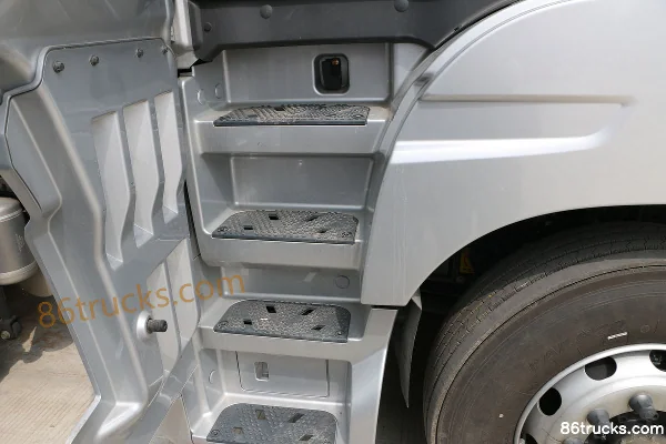 Foton Auman EST-A série 6 camion lourd super camion 460 ch 6X4(10 roues) tracteur routier Cabine (2) | 86Trucks
