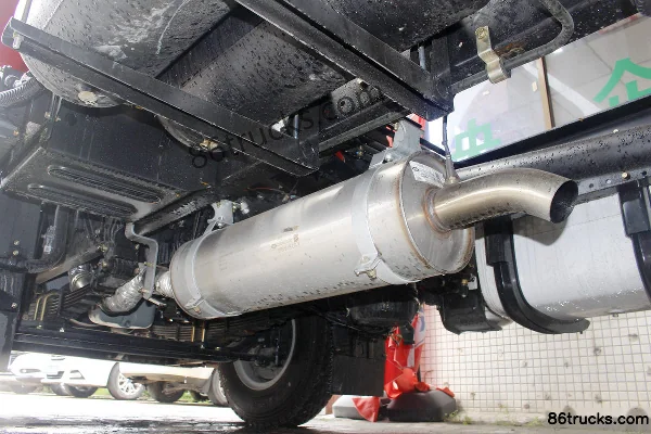FAW Jiefang New J6L Medium Truck 180hp 4X2(6 wheels) 7.7m Van Cargo Truck (China VI) Chassis (3) | 86Trucks