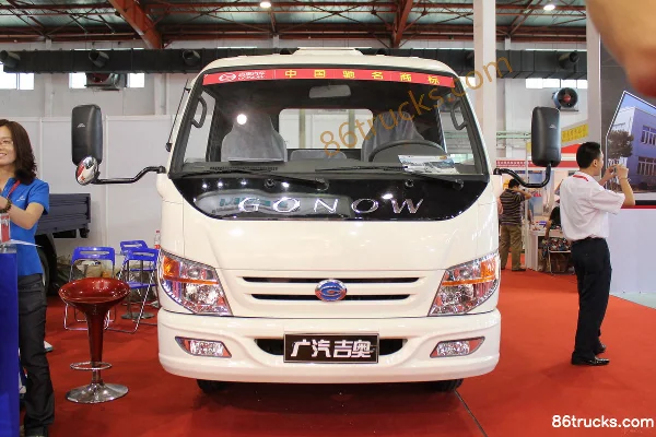 GAC Gonow Xingfu 70 hp 4X2(6 wheels) 3.2m single-row flatbed mini truck Exterior