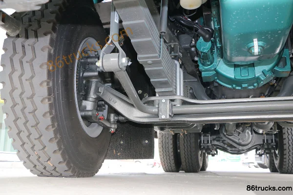 Sinotruk HOWO Heavy Truck 340 hp 6X4(10 wheels) 5.6m Eco Dump Truck Chassis (2) | 86Trucks