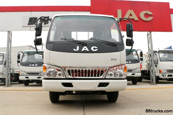 JAC Kangling 29 Narrow Body 88 ch 4X2(6 roues) 3,37 m camion léger à ridelles à cabine demi-avancée (frein pneumatique) Extérieur (2) | 86Tr
