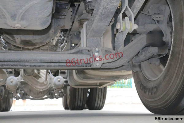 Sinotruk HOWO T7H Heavy Truck 540 hp 6X4(10 wheels) Tractor Truck Chassis (3) | 86Trucks