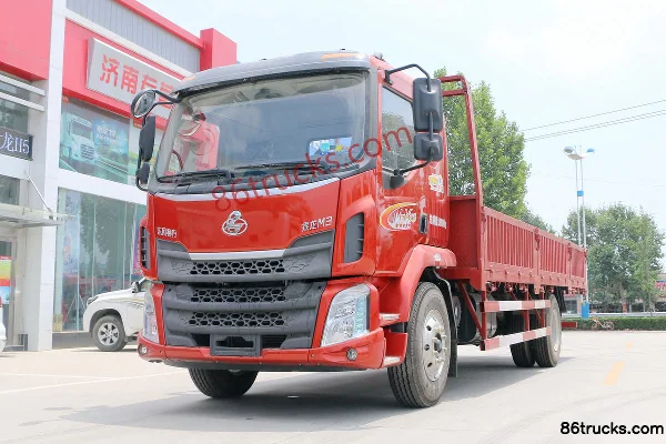 Dongfeng Liuqi New Chenglong M3 200 hp 4X2(6 wheels) 6.8m Flatbed Cargo Truck (WLY 9-speed) Exterior (3) | 86Trucks