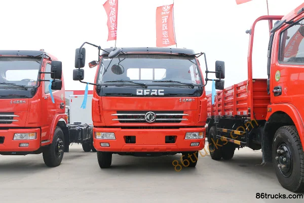 Dongfeng Duolika D6-L Mountain Version 143hp 4X2(6 wheels) 4.17m Single-row Flatbed Light Truck Exterior (2) | 86Trucks