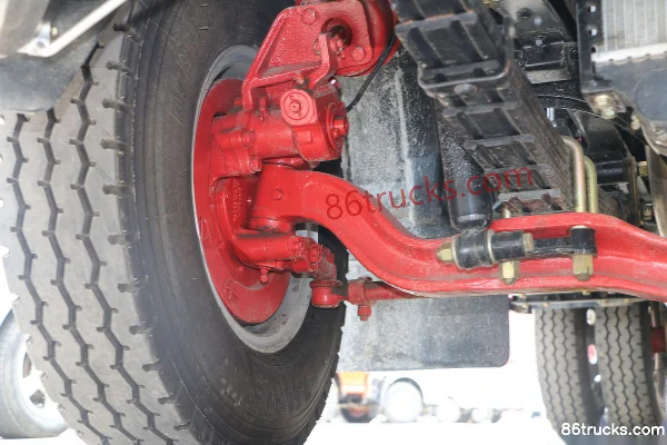 Dongfeng Duolika D6 130 hp 4X2(6 wheels) 4.17 m single-row van light truck Chassis (2) | 86Trucks