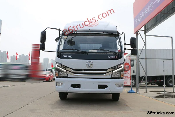 Dongfeng Duolika D6-M Fuel-Saving Edition 115hp 4X2(6 wheels) 3.8m Semi-Cab Van Light Truck Exterior (2) | 86Trucks