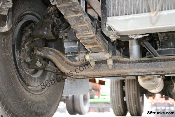 Dayun Aopuli 115hp 4X2(6 wheels) 4.12m single-row van light truck Chassis (2) | 86Trucks