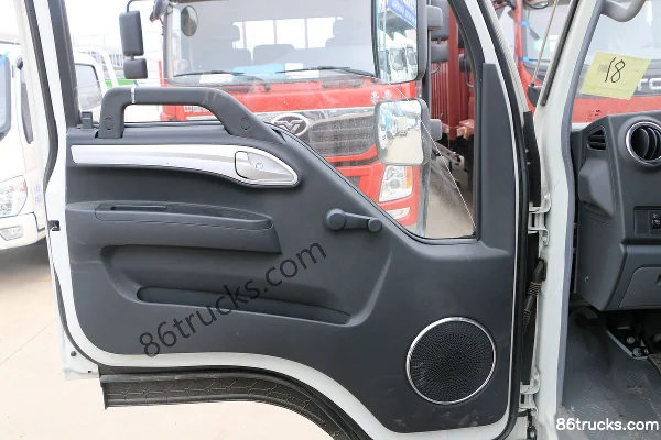 JAC Kangling H5 120hp 4X2(6 wheels) 3.85m Half Row Flatbed Light Truck Cab (1) | 86Trucks