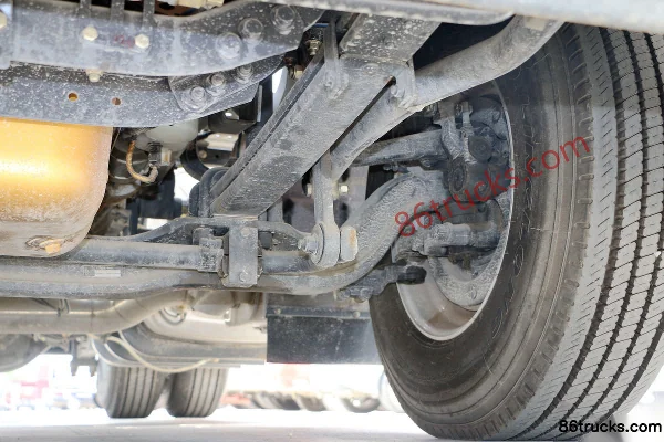 DongfengLiuqi Chenglong H7 Heavy Truck 460 hp 4X2(6 wheels) Tractor Truck Chassis (3) | 86Trucks