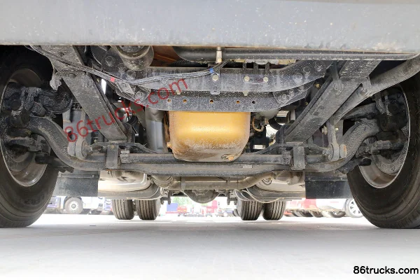DongfengLiuqi Chenglong H7 Heavy Truck 460 hp 4X2(6 wheels) Tractor Truck Chassis (1) | 86Trucks