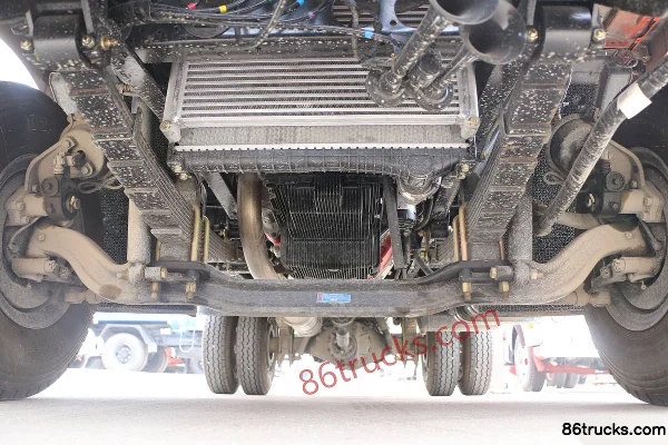 Dongfeng Kaipute K6 163hp 4X2(6 wheels) 4.13m Single Row Flatbed Light Truck (China VI) Chassis (1) | 86Trucks