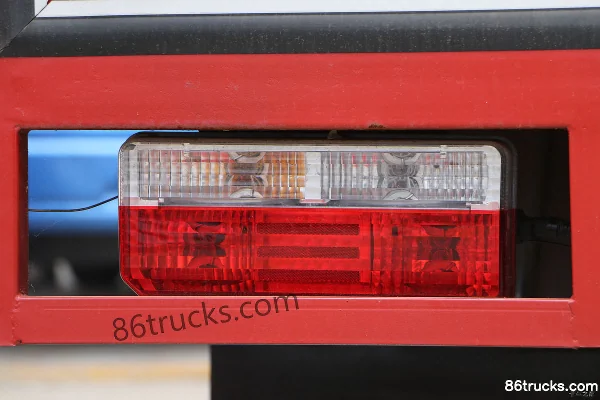 Dongfeng Kaipute K6-L 2018 Fuel-Saving Edition 150 hp 4X2(6 wheels) 4.17m single-row van light truck Body (3) | 86Trucks