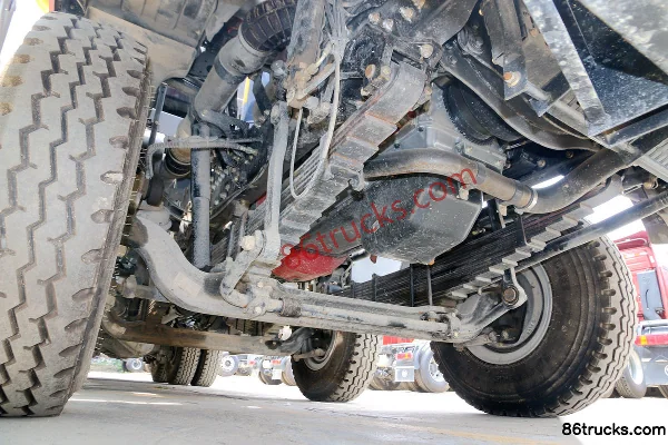 Foton Auman New ETX 9 Series Heavy Truck 400hp 8X4(12 wheels) 7.4m dump truck Chassis (1) | 86Trucks