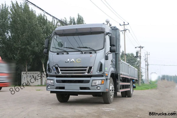 JAC Junling V9L 170 ch 4X2(6 roues) 6,8 m camion porteur à ridelles cabine avancée Extérieur (3) | 86Trucks
