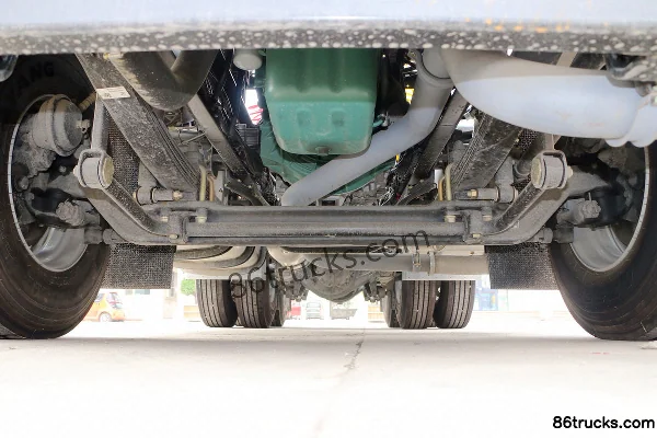FAW Jiefang J6P Heavy Truck Composite Version 350hp 6X4(10 wheels) Tractor Truck Chassis (1) | 86Trucks