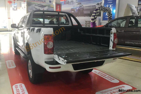 JAC T6 2018 Créateur Confort 2,0 T diesel 139 ch 4x2(6 roues) double cabine empattement long Extérieur (3) | 86Trucks