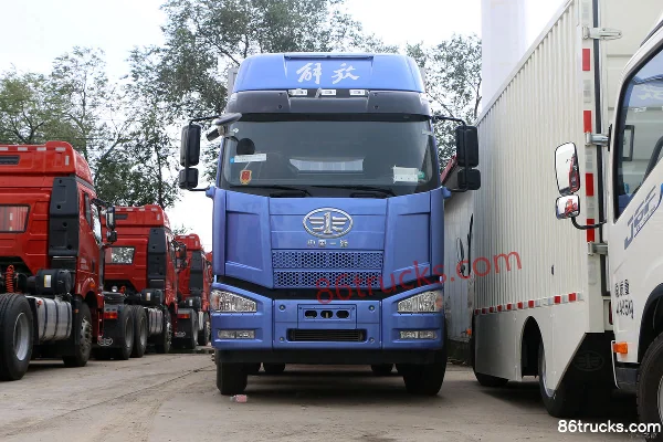 FAW Jiefang J6M Heavy Truck 280 hp 4X2(6 wheels) Tractor Truck (10-speed) Exterior (2) | 86Trucks