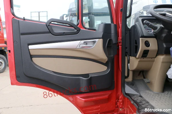 Sinotruk Hohan J5G Heavy Truck 340 hp 4X2(6 wheels) Car Carrier Semi-trailer Tractor Truck Cab (1) | 86Trucks