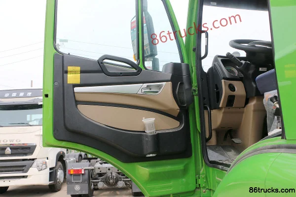 Sinotruk Hohan J5G 280 hp 4X2(6 wheels) 5.4 m Dump Truck Cab (1) | 86Trucks