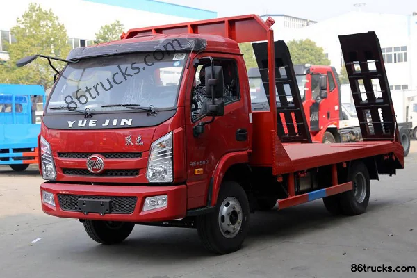 Huatong Huatong Yuejin chassis flatbed truck