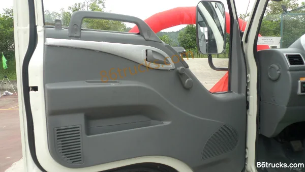 Dayun Qiyun 90 hp 4X2(6 wheels) 3.9m Crew Cab Flatbed Light Truck (3) | 86Trucks