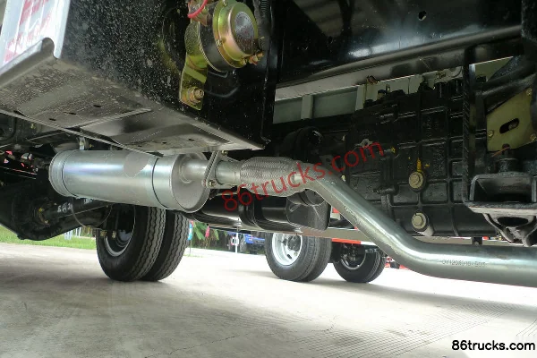 Dayun Qiyun 90 hp 4X2(6 wheels) 3.9m Crew Cab Flatbed Light Truck Chassis (3) | 86Trucks