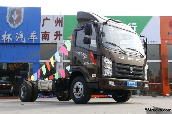 Jinbei Yunying W Series 143hp 4X2(6 wheels) 4.18m single-row van light truck (5-speed) Exterior