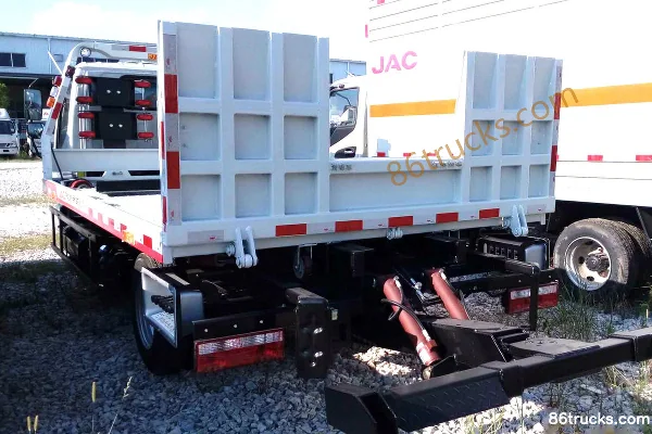 JAC Junling E3 143hp 4X2(6 wheels) Wrecker Truck Exterior (2) | 86Trucks