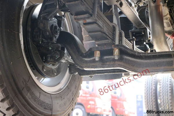 Foton Ollin CTX Tech Edition 143hp 4X2(6 wheels) 3.8m semi-row flatbed light truck Chassis (2) | 86Trucks