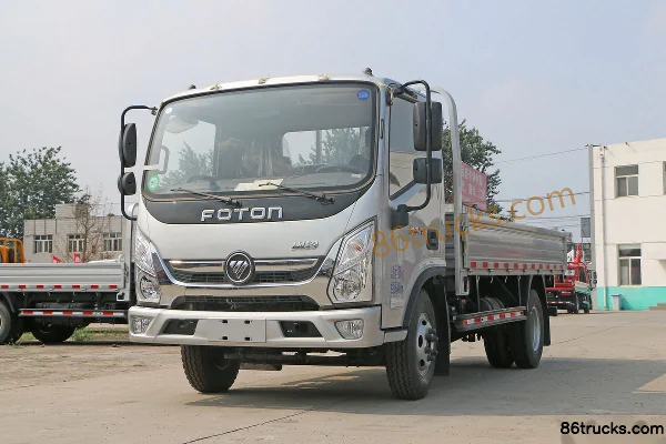 Foton Ollin TS 110hp 4X2(6 wheels) 4.18m Single Row Flatbed Light Truck Exterior (3) | 86Trucks