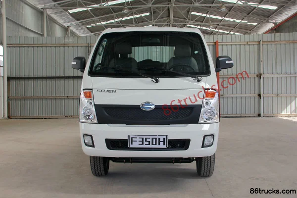 Shijun F350 Heavy-Duty 82hp 4X2(6 wheels) 3.6m Semi-Cab Flatbed Mini Truck Exterior (2) | 86Trucks