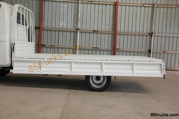 Shijun F350 Heavy-Duty 82hp 4X2(6 wheels) 3.6m Semi-Cab Flatbed Mini Truck Body (1) | 86Trucks