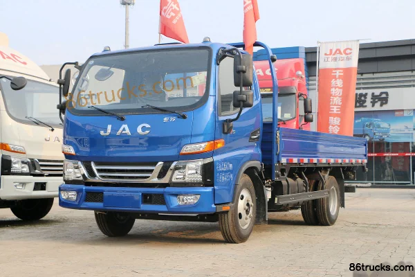 JAC Junling V5 130hp 4X2(6 wheels) 4.235m Single Row Flatbed Light Truck Exterior (3) | 86Trucks
