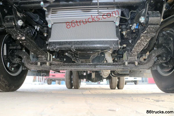 JAC Junling V5 130hp 4X2(6 wheels) 4.235m Single Row Flatbed Light Truck Chassis (1) | 86Trucks