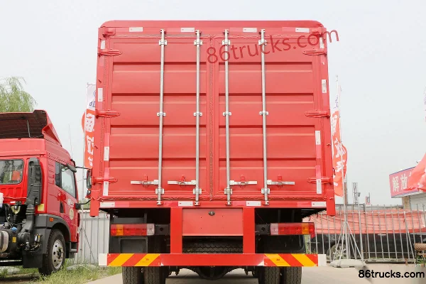 FAW Jiefang Hu VH 140 hp 4X2(6 wheels) 4.21m single-row stake truck Body (2) | 86Trucks
