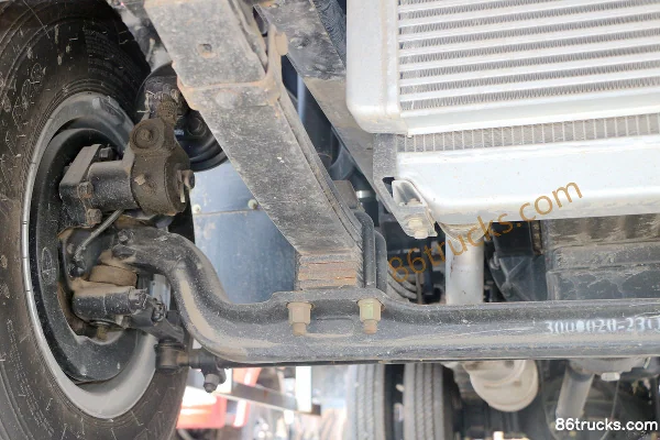 Hyundai Commercial Vehicle Zhidao 300M 143hp 4X2(6 wheels) 4.18m single row stake truck Chassis (2) | 86Trucks